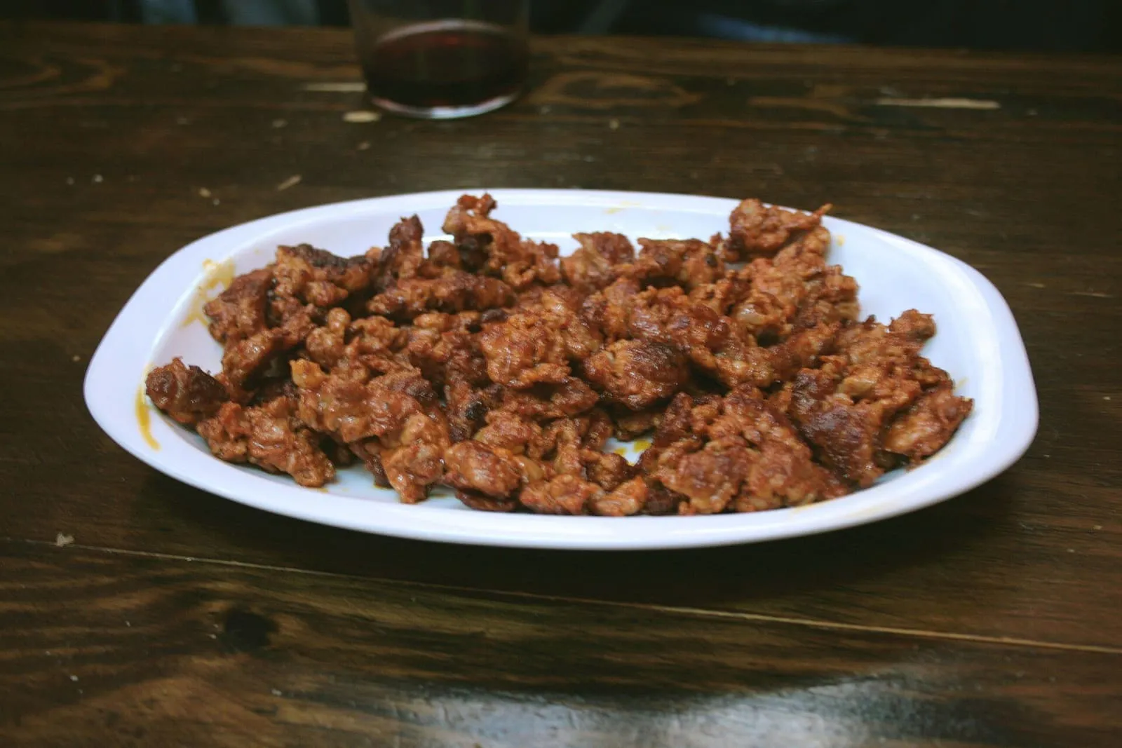 Plato de zorza, carne picada de cerdo adobada con pimentón, frita